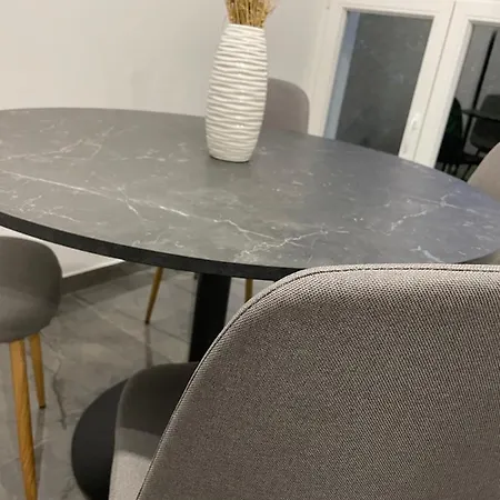 Owl - Modern Spacious For 4 - 5min To Centar